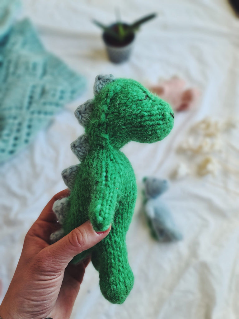knitting pattern, toy, nordic, dinosaur